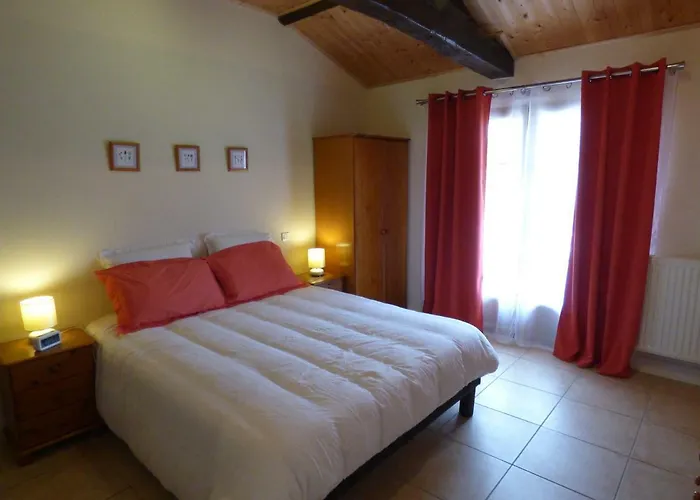 La Grande Escale Saint Gilles Croix De Vie Gite 8 Personnes بيت للعطل